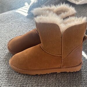 Chestnut Suede Shearling Lined Winter Boots